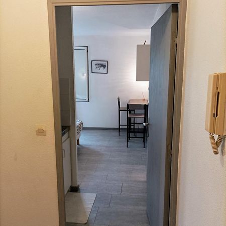 Apartment Near Center モンペリエ エクステリア 写真