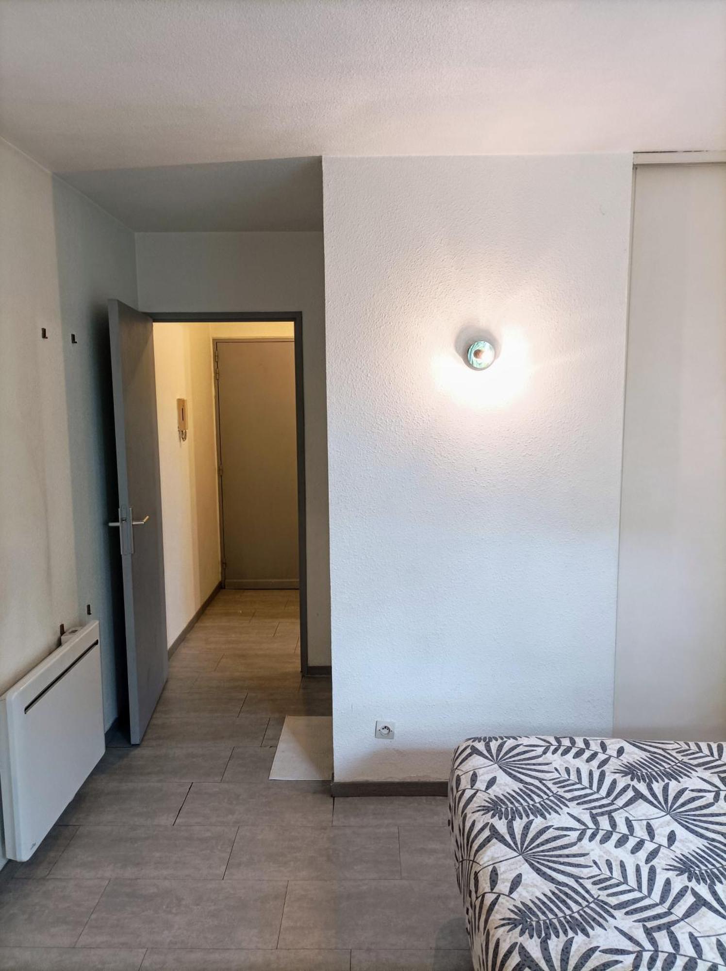 Apartment Near Center モンペリエ エクステリア 写真